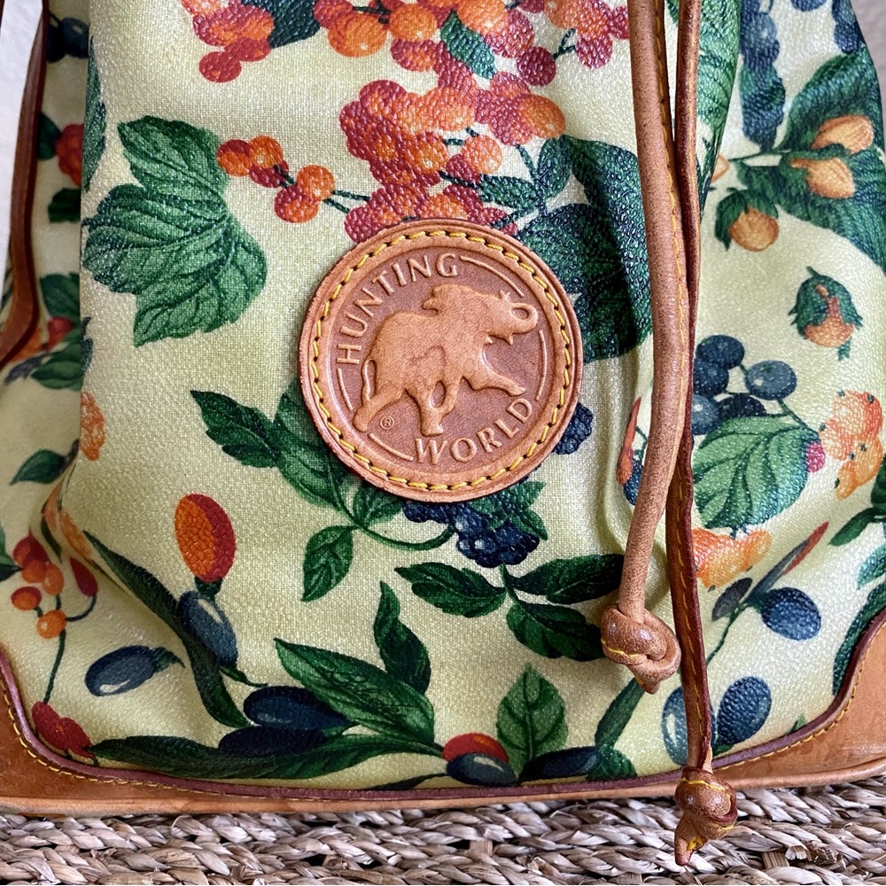Vtg Hunting World Shoulder Bucket Bag - Picture 9 of 15